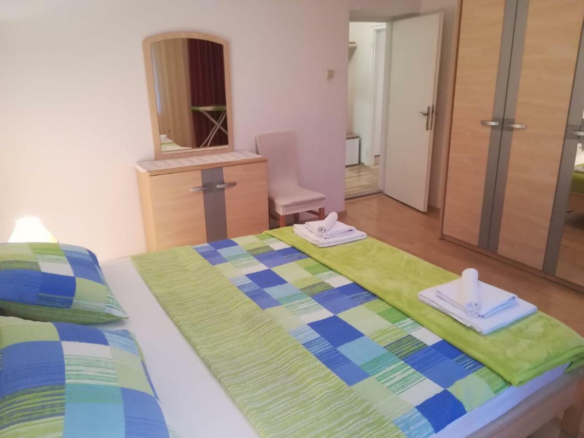 Apartman Tomic Daire Korenica Dış mekan fotoğraf